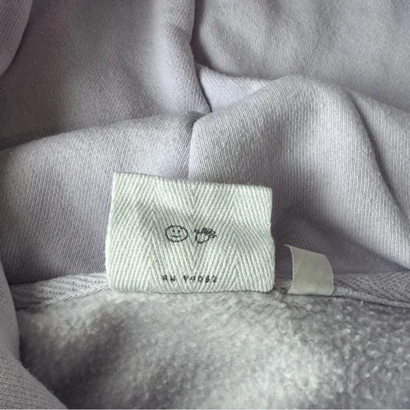 Glossier Limited Edition Lavender Hoodie Large NWT - Picture 9 of 12